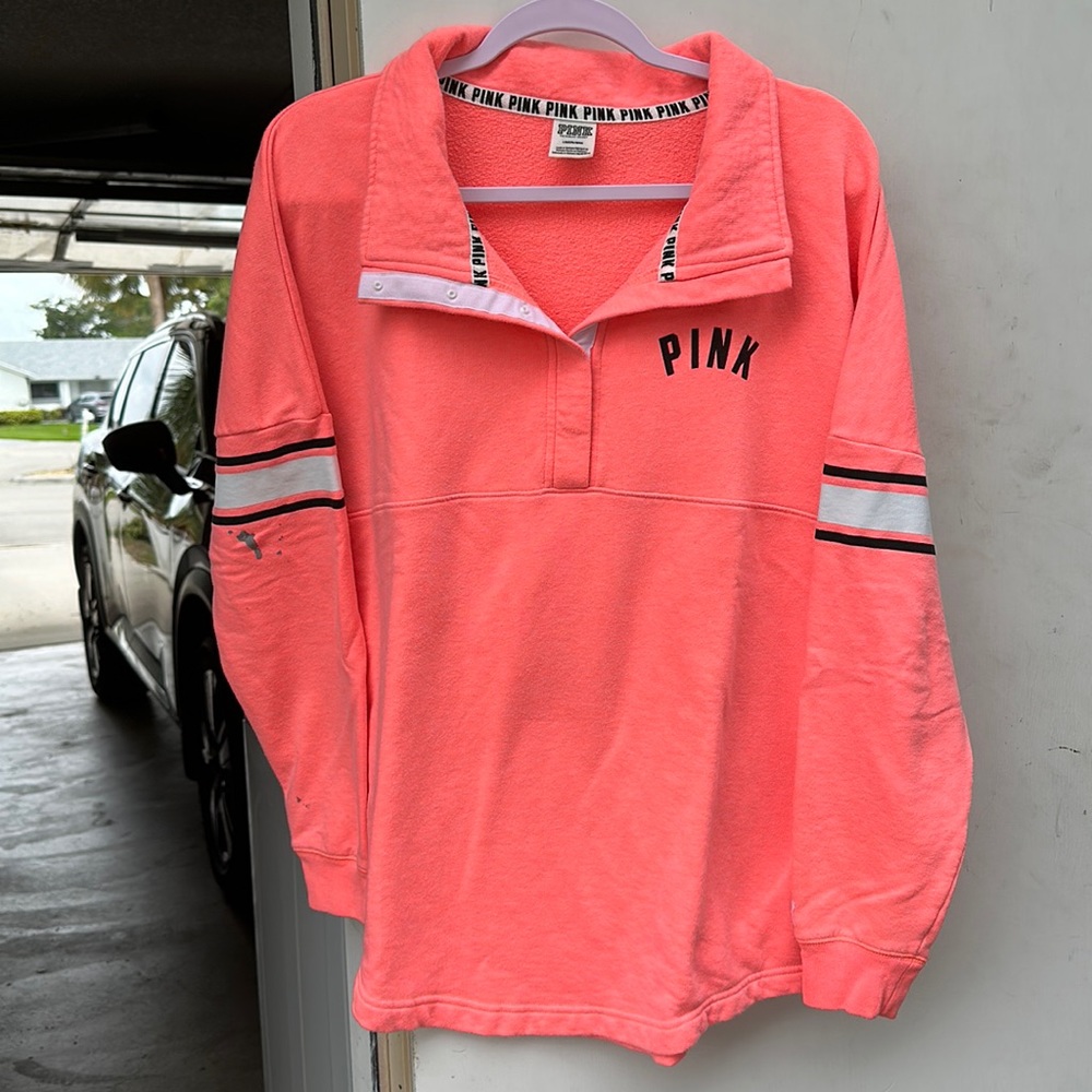 PINK by Victoria’s secret’s ladies sweater
